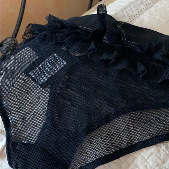 VS underwear - Picture 4 of 4